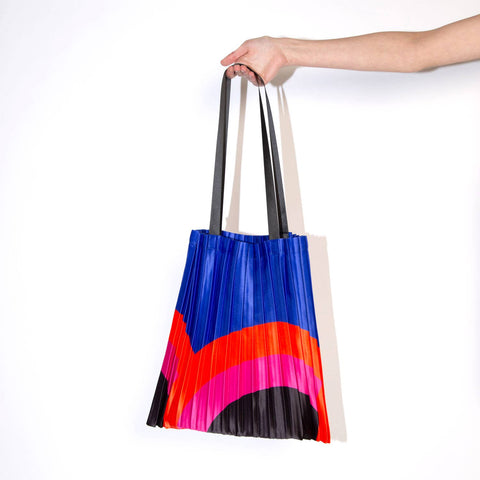 TOTE BAG LEGER GRAPHIQUE - SOIE SYNTHETIQUE PLISSÉE