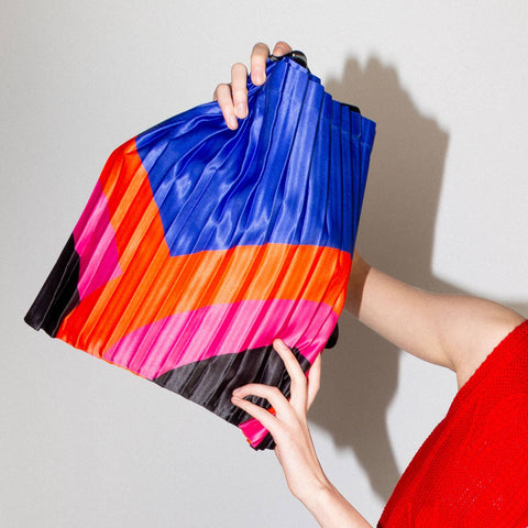TOTE BAG LEGER GRAPHIQUE - SOIE SYNTHETIQUE PLISSÉE