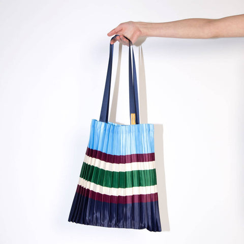 TOTE BAG LEGER GRAPHIQUE - SOIE SYNTHETIQUE PLISSÉE