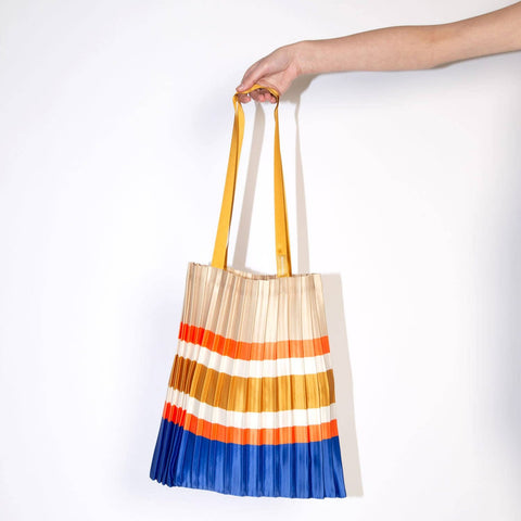 TOTE BAG LEGER GRAPHIQUE - SOIE SYNTHETIQUE PLISSÉE