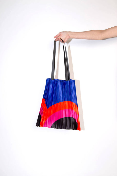 TOTE BAG LEGER GRAPHIQUE - SOIE SYNTHETIQUE PLISSÉE