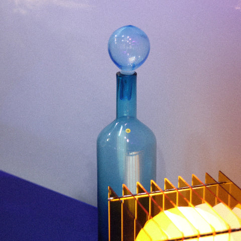 BOUTEILLE EN VERRE BLEUE - BUBBLES AND BOTTLES