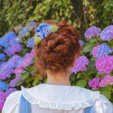 GRANDE PINCE À CHEVEUX - FLEURS (FLOWER POWER)