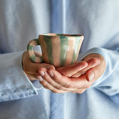 PETITE TASSE CERAMIQUE - RAYURES